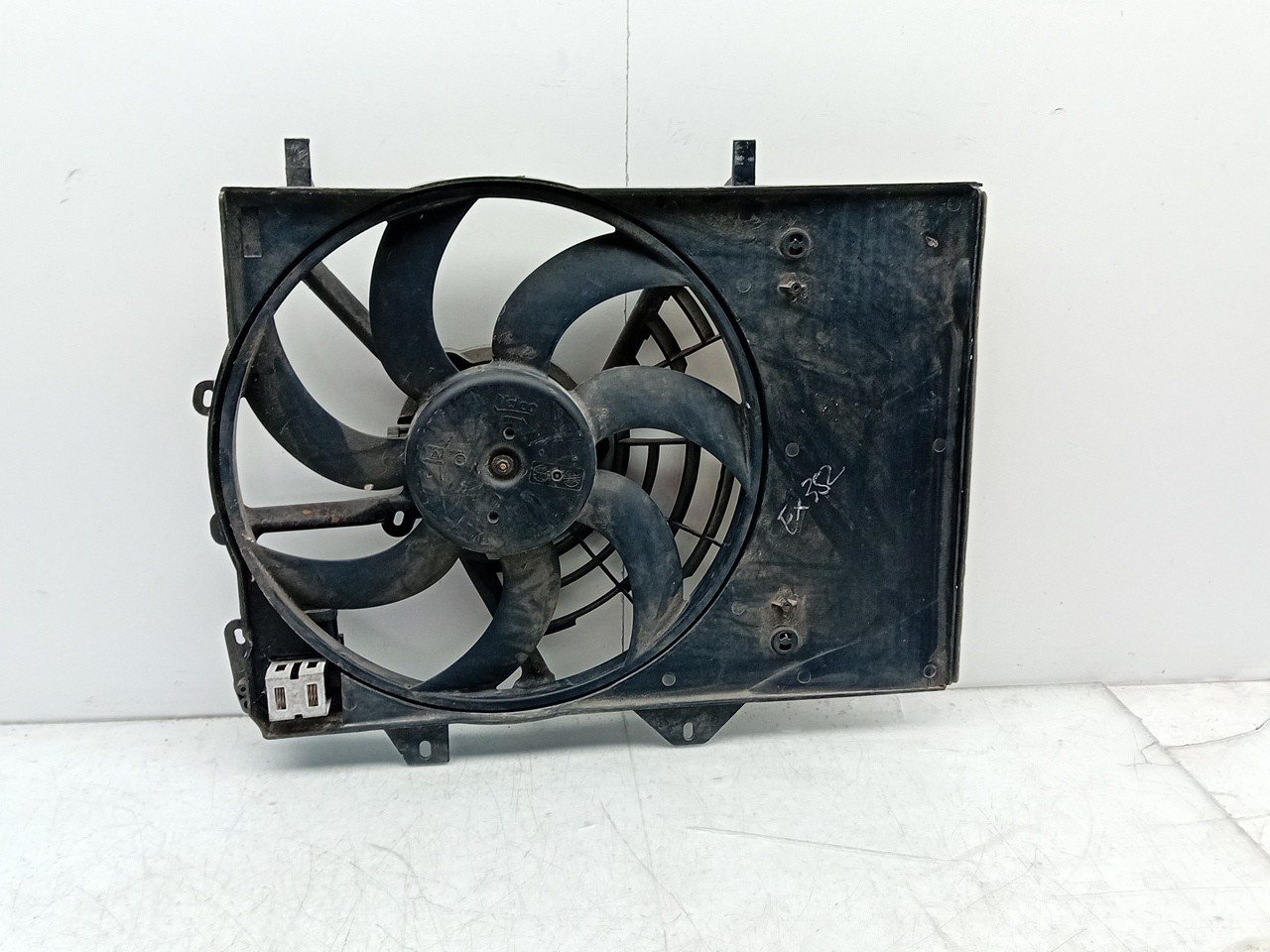 Cooling fan CITROËN C4 Cactus Imagem-1