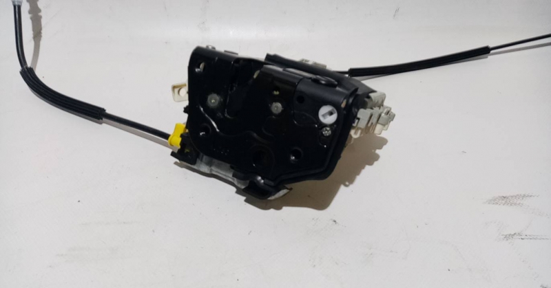 Fechadura / fecho porta trás direito AUDI A4 (8K2, B8) Imagem-1