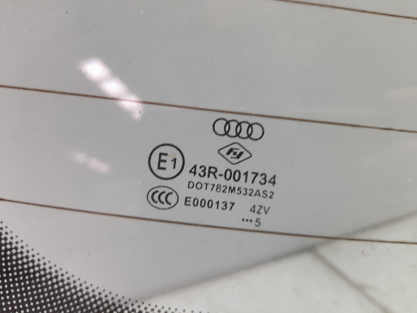 Pára-brisas AUDI A4 (8K2, B8) Imagem-1