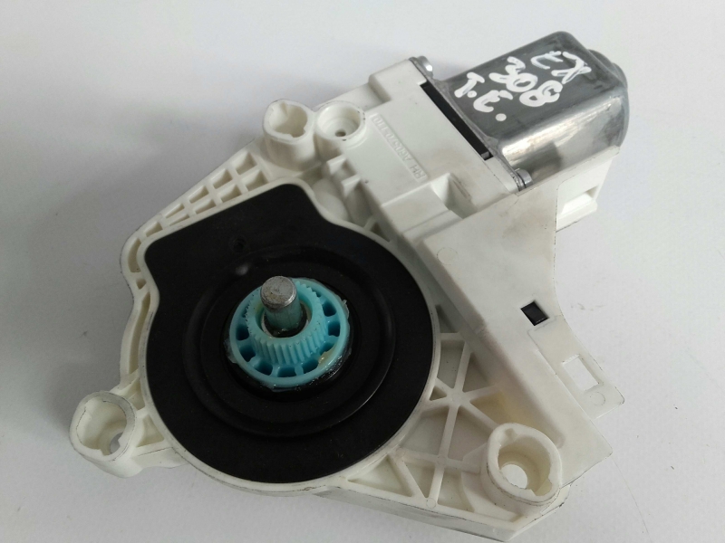 Right Rear  Door Window Regulator Motor