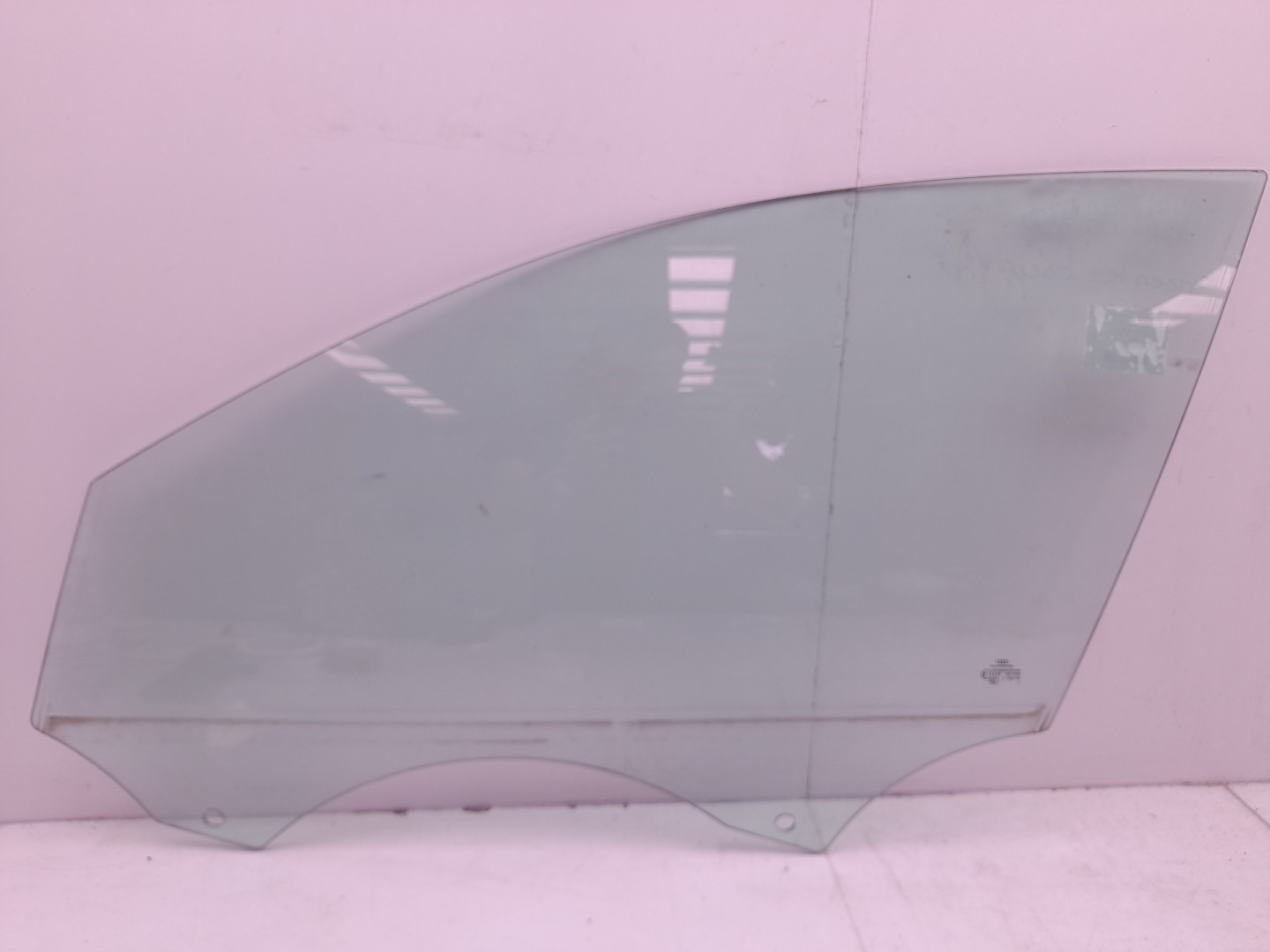 Left front door glass
