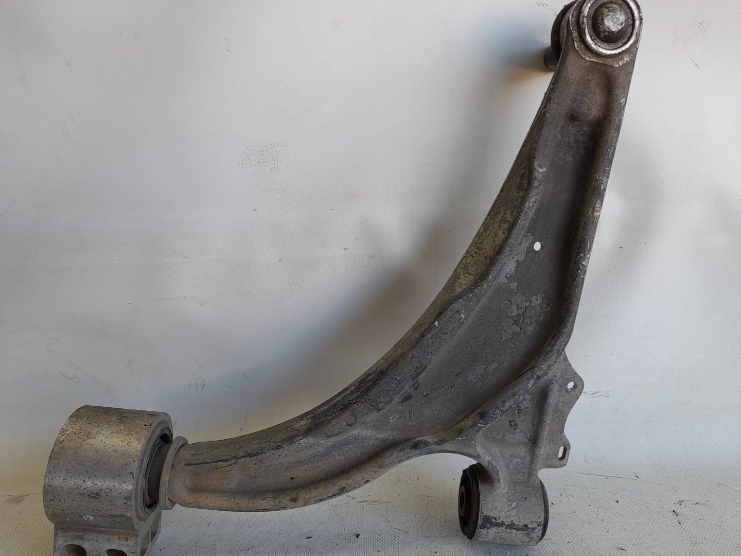 Right front suspension arm OPEL Astra J Imagem-1