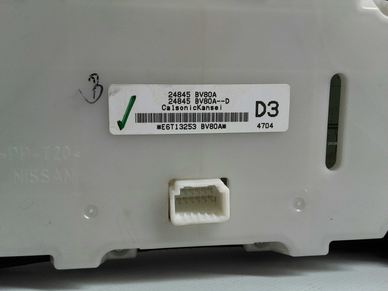Botón / interruptor de aire acondicionado NISSAN Juke (F15) Imagem-2