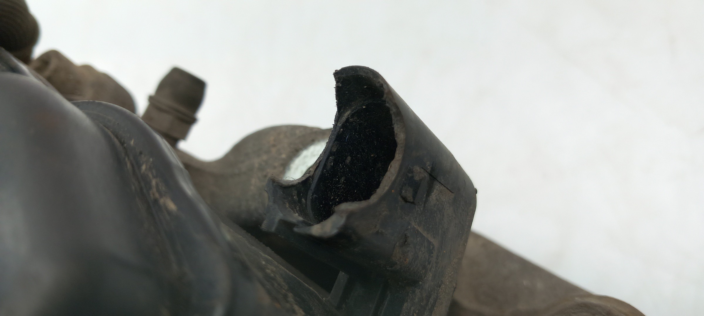 Left rear Brake Caliper NISSAN Qashqai II (J11) Imagem-2