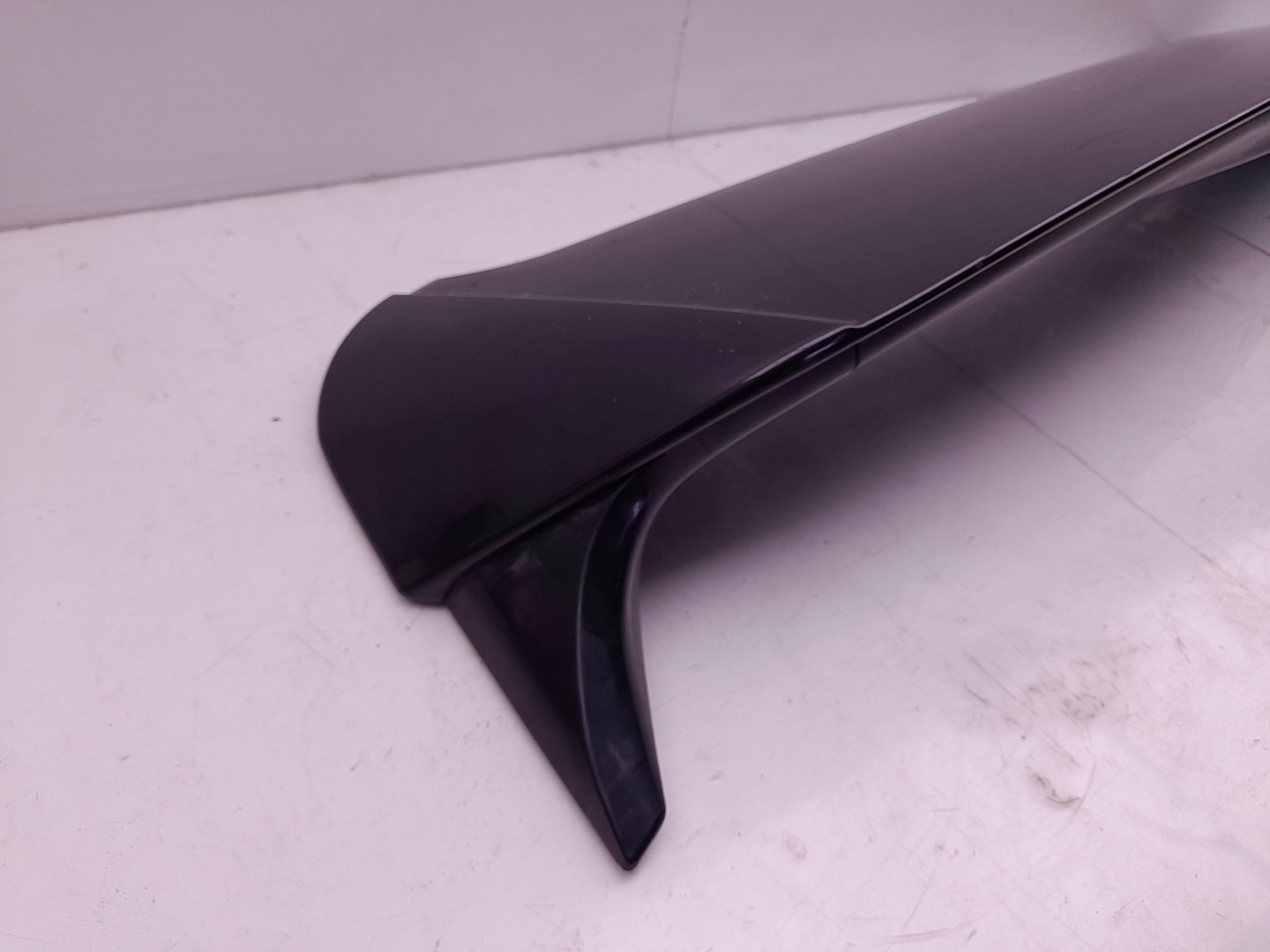 Spoiler / alerón portón trasero NISSAN Qashqai II (J11) Imagem-1