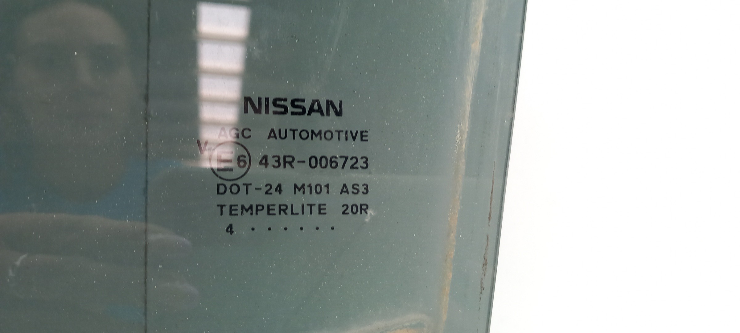 Left rear door glass NISSAN Juke (F15) Imagem-1
