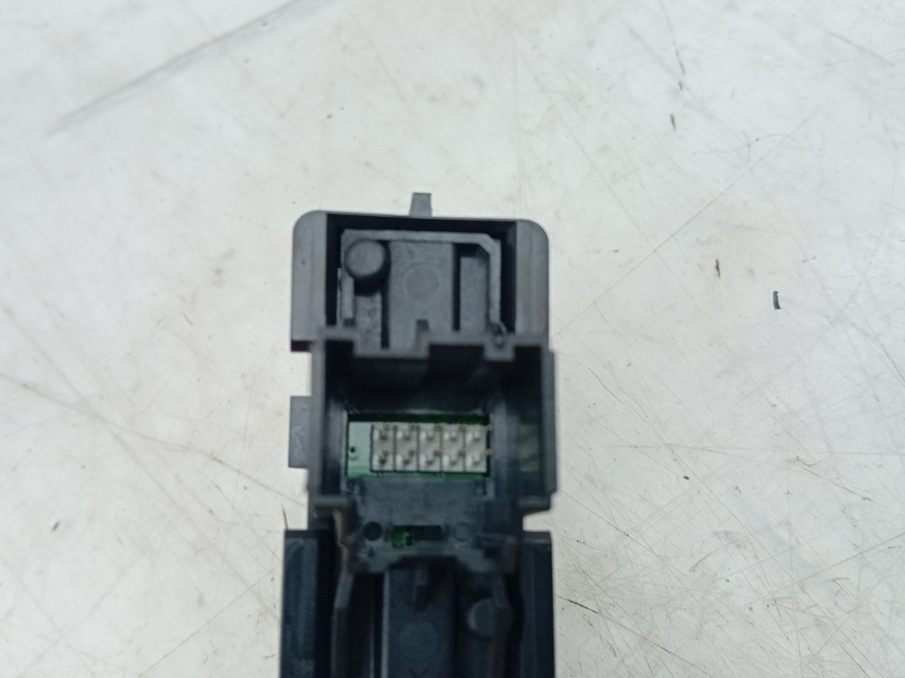 Botão / interruptor 4 piscas OPEL Insignia A (G09) Imagem-1