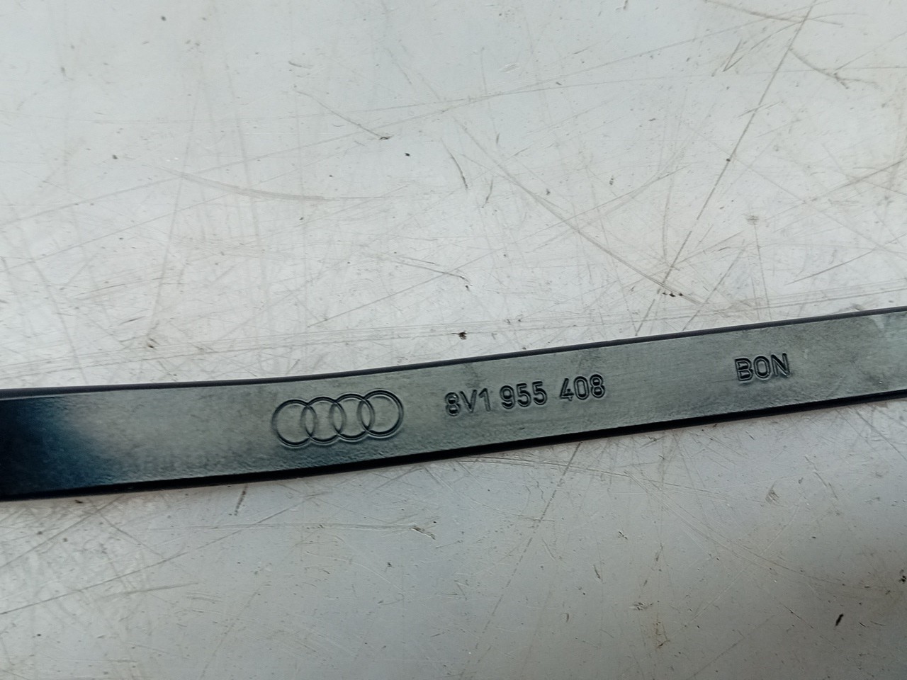 Bras de balai avant Droite AUDI A3 Sportback (8VA, 8VF) Imagem-2