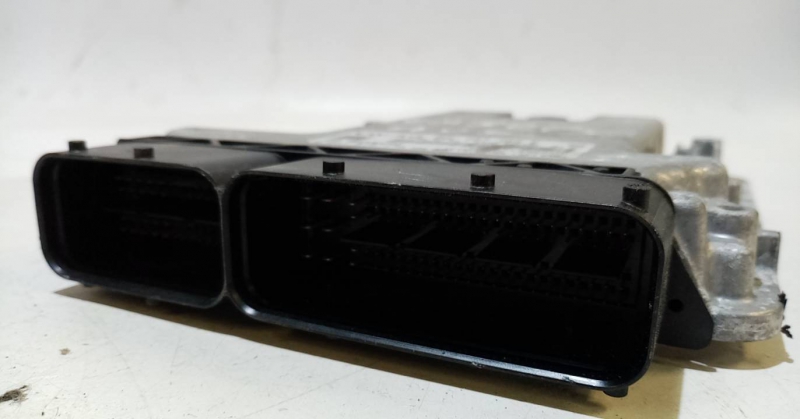 Engine control unit / ECU AUDI A3 Sportback (8VA, 8VF) Imagem-1