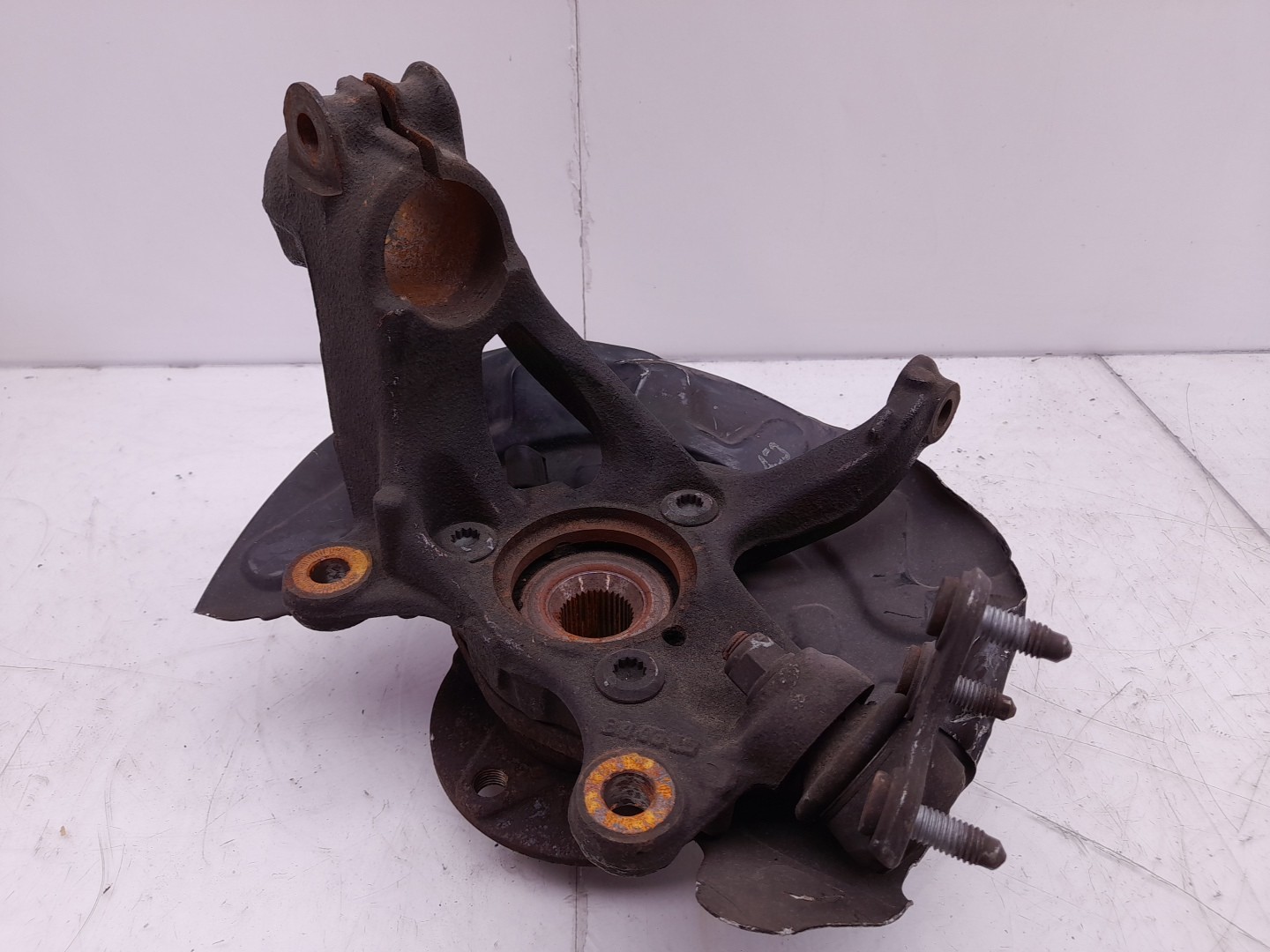 Right front steering knuckle AUDI A3 Sportback (8VA, 8VF) Imagem-2