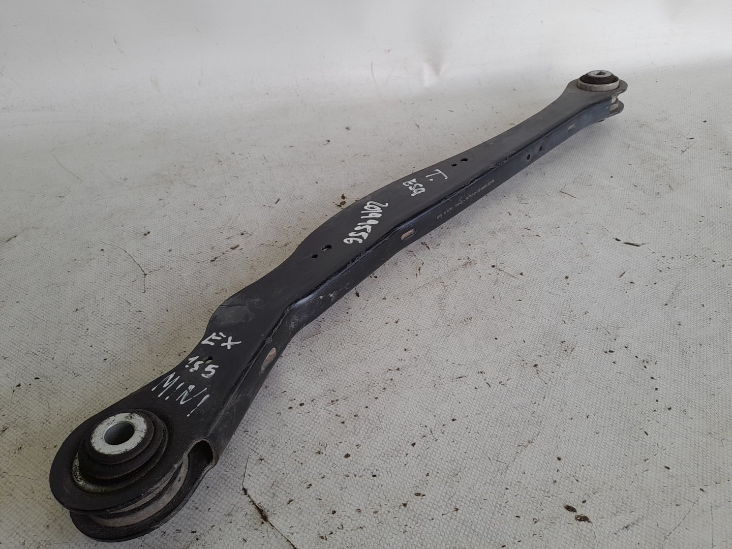 Left front suspension arm