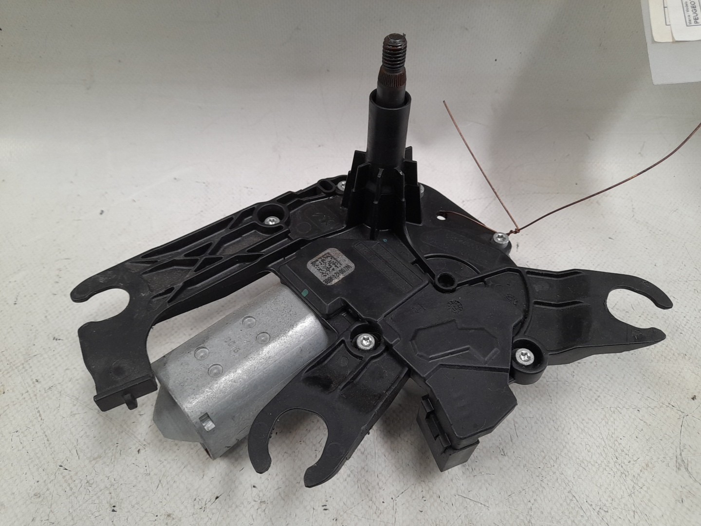 Motor limpiaparabrisas Trasero PEUGEOT 208 Imagem-2