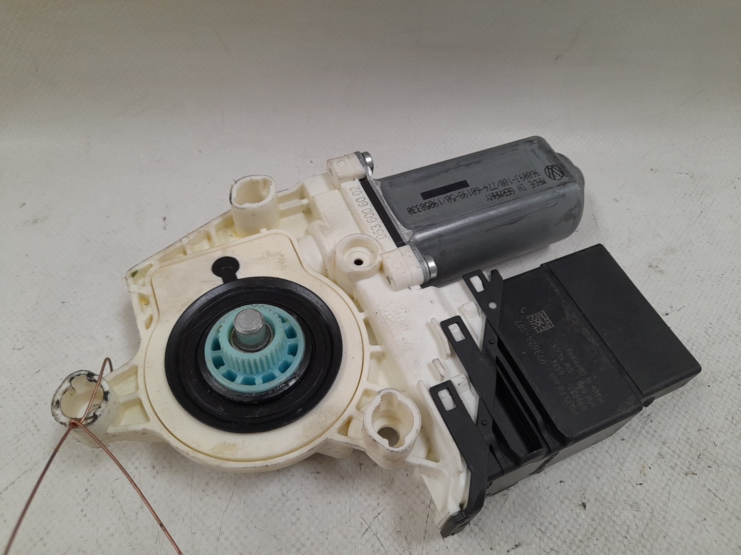 Motor vidro trás direito VOLKSWAGEN Golf V Variant (1K5) Imagem-1