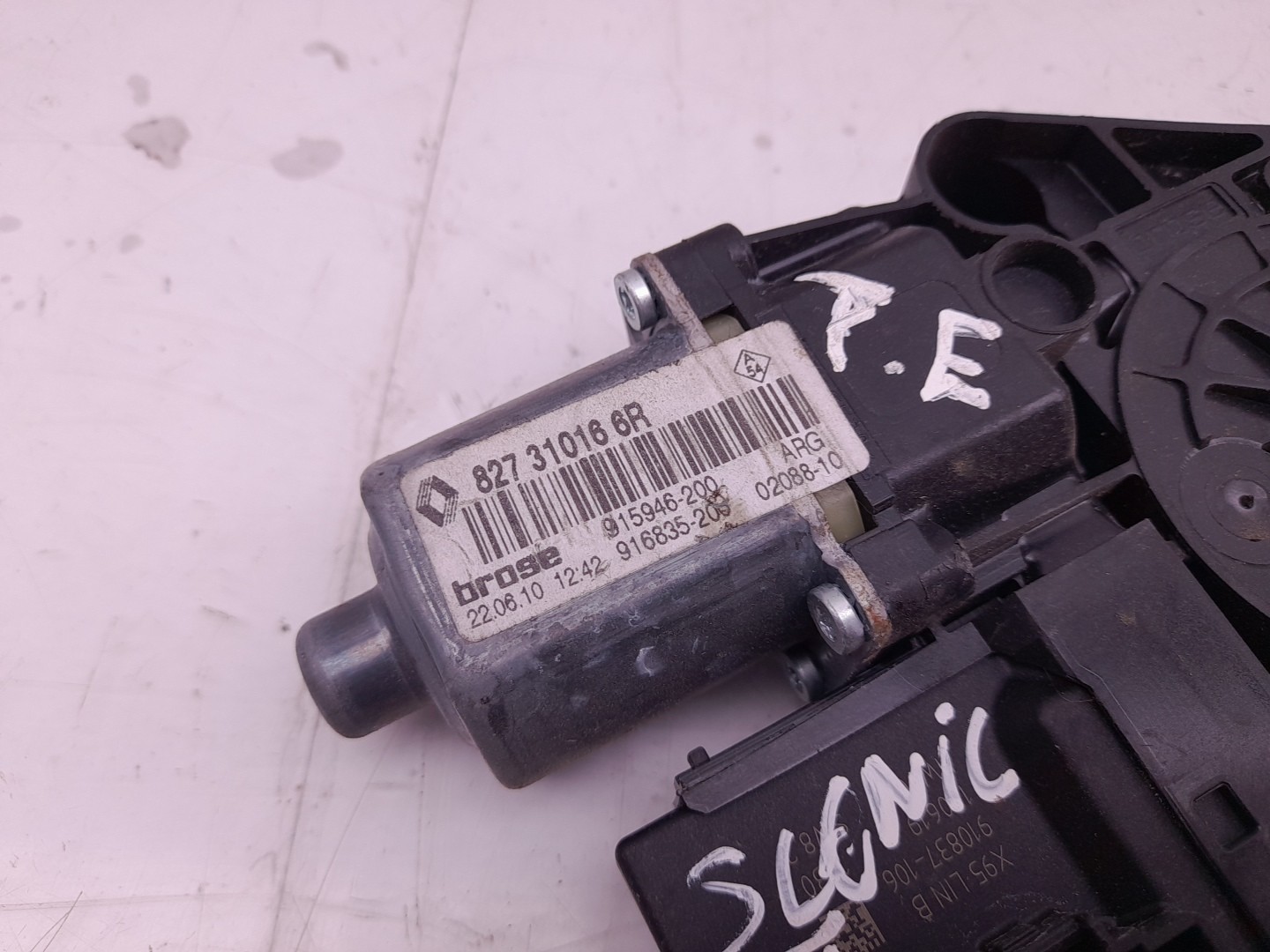 Right Rear  Door Window Regulator Motor RENAULT Scénic III (JZ0/1_) Imagem-1
