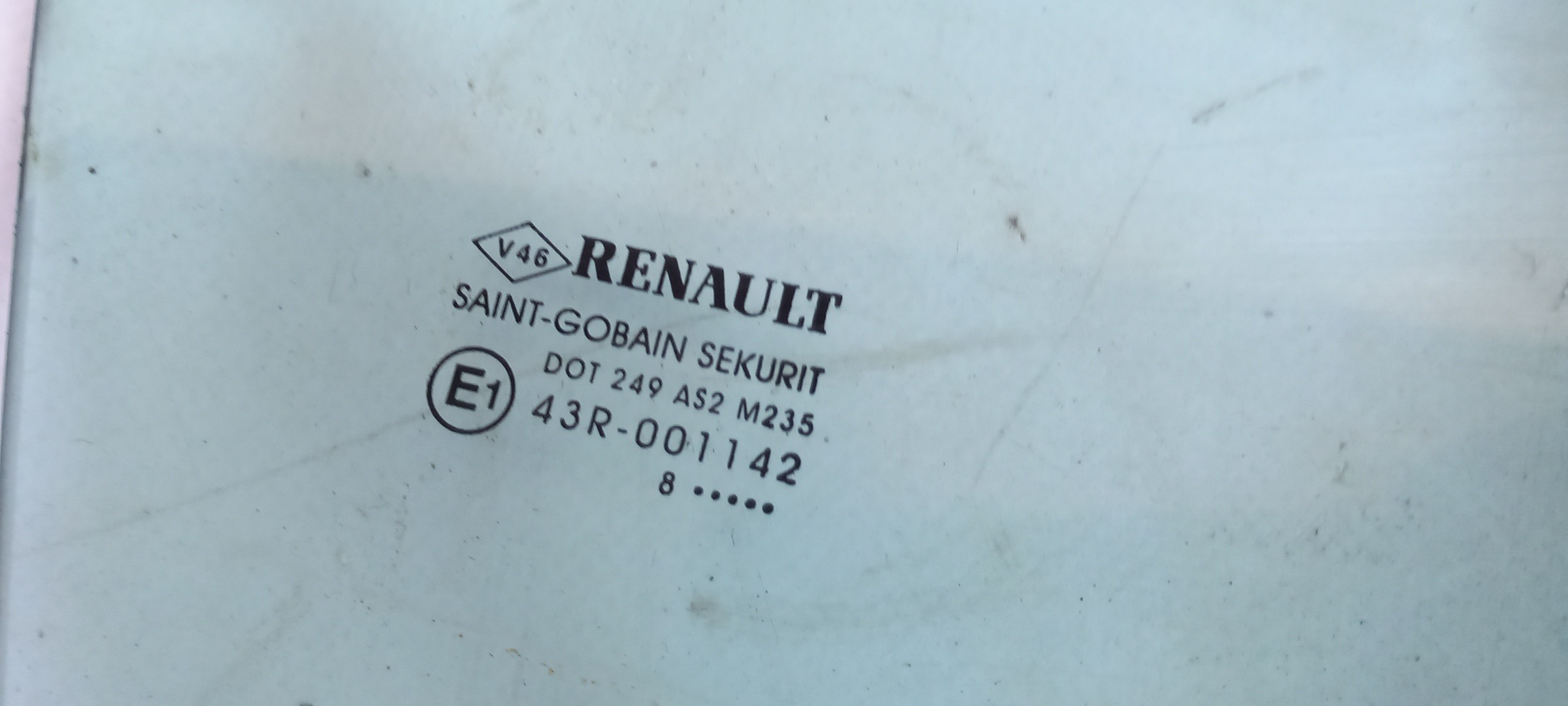 Vitre porte avant Droite RENAULT Megane III (BZ0_) Imagem-1