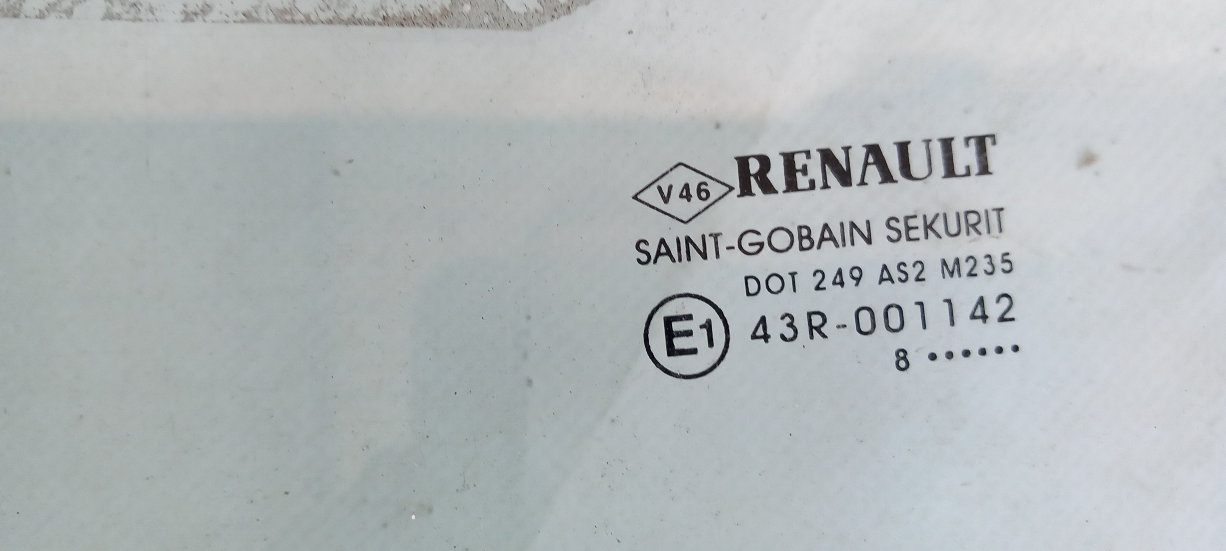 Vitre porte avant gauche RENAULT Megane III (BZ0_) Imagem-1