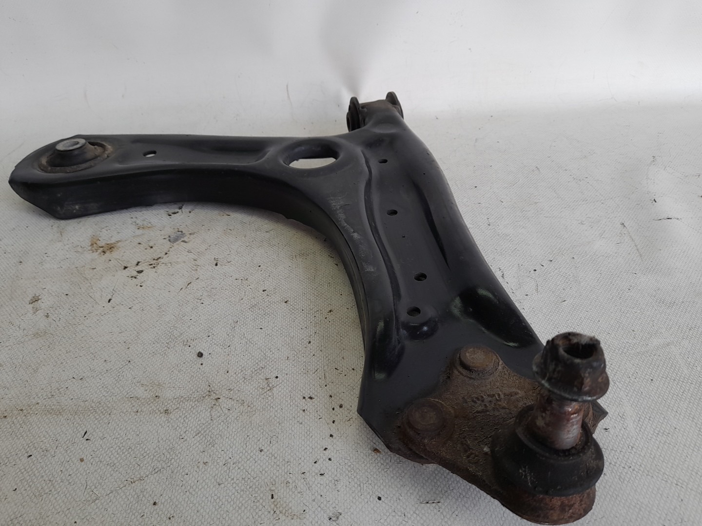 Right front suspension arm