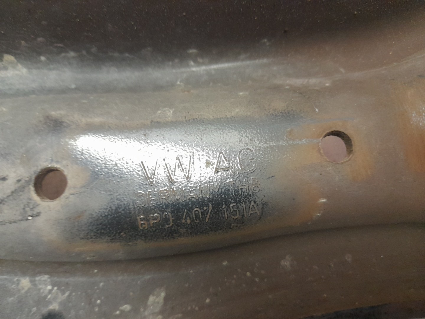 Bras de suspension Avant gauche VOLKSWAGEN Polo (6R, 6C) Imagem-2