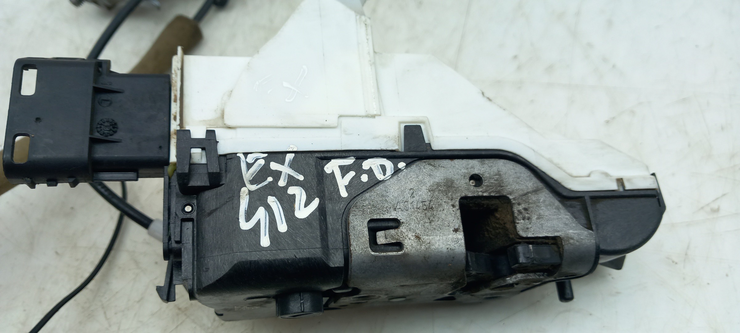 Cerradura / cierre puerta delantero derecho PEUGEOT Partner II Imagem-1