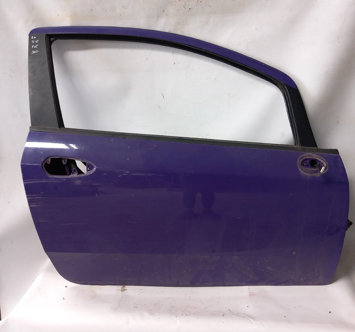 Porta anteriore destra