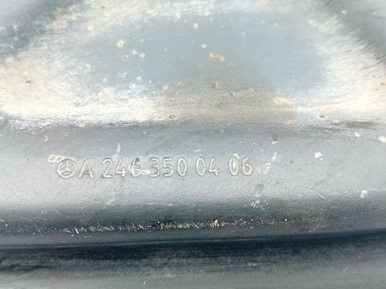 Brazo suspensión delantero izquierdo MERCEDES-BENZ GLA (X156) Imagem-3