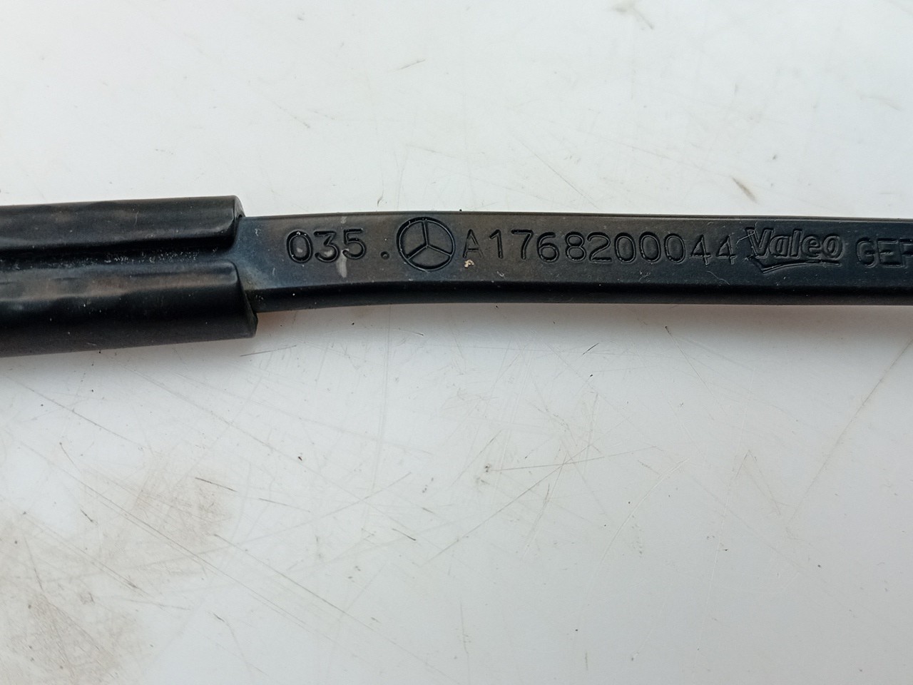 Windscreen wiper arm Left front MERCEDES-BENZ GLA (X156) Imagem-2
