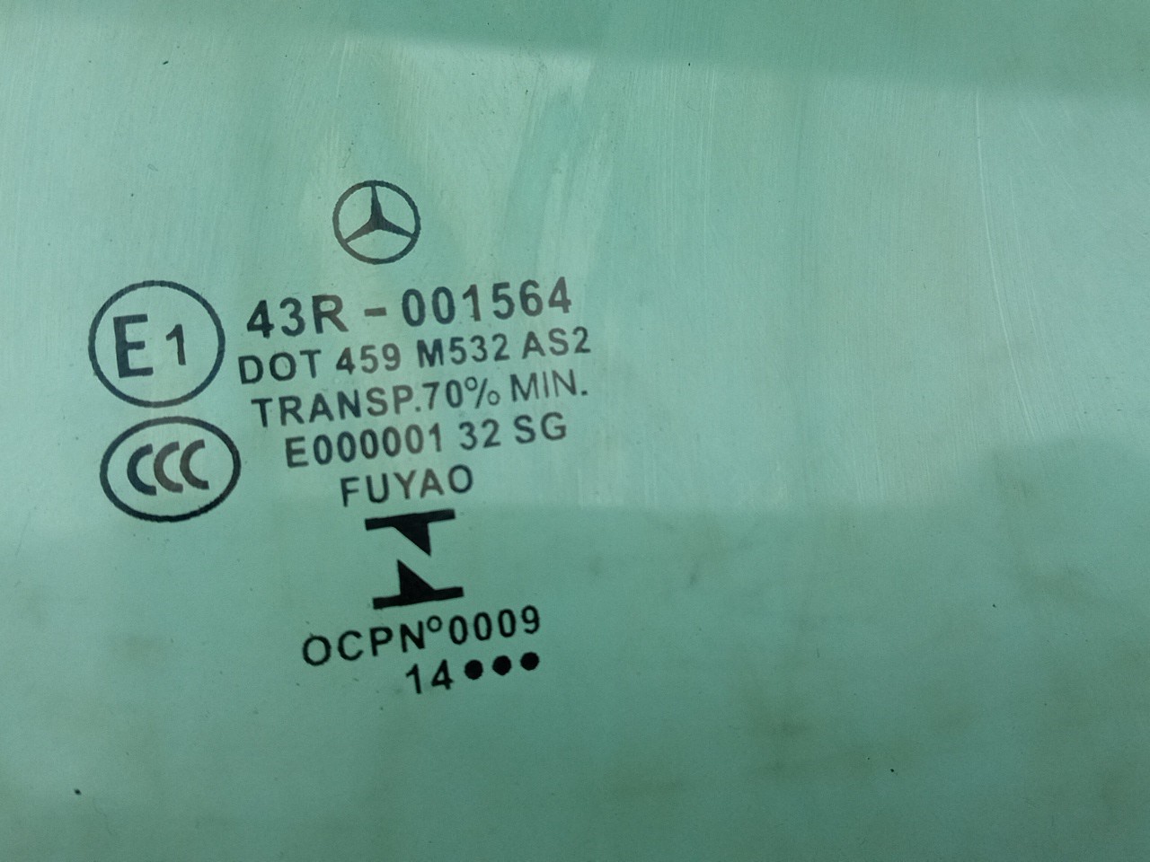 Left rear door glass MERCEDES-BENZ GLA (X156) Imagem-1