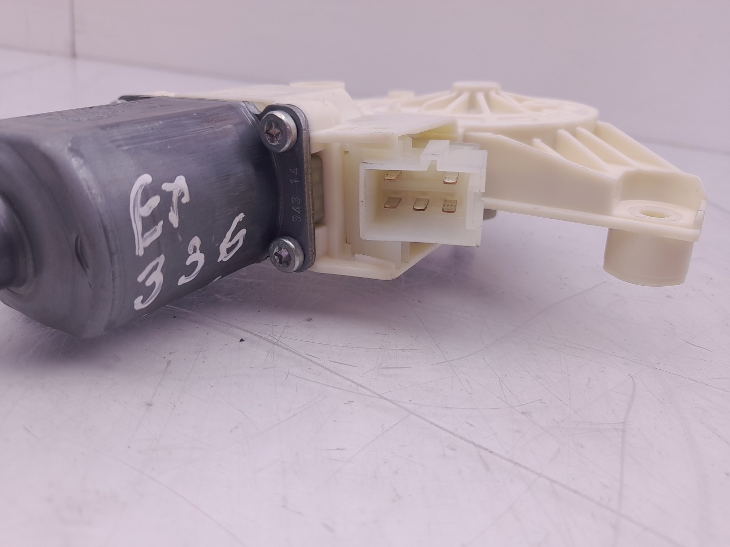 Motor Elevalunas Delantero Derecho MERCEDES-BENZ GLA (X156) Imagem-1