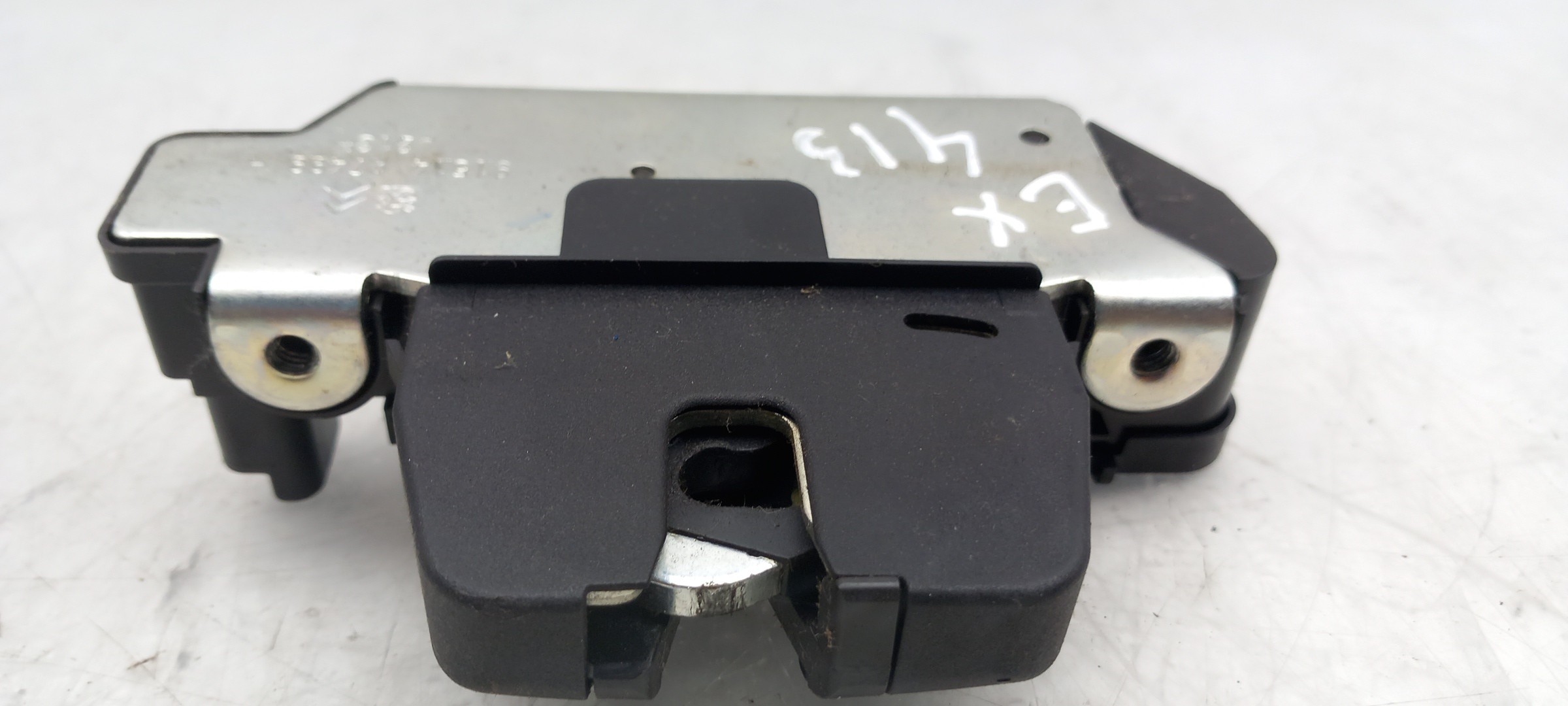 Tailgate Lock /Latch PEUGEOT 208 Imagem-1