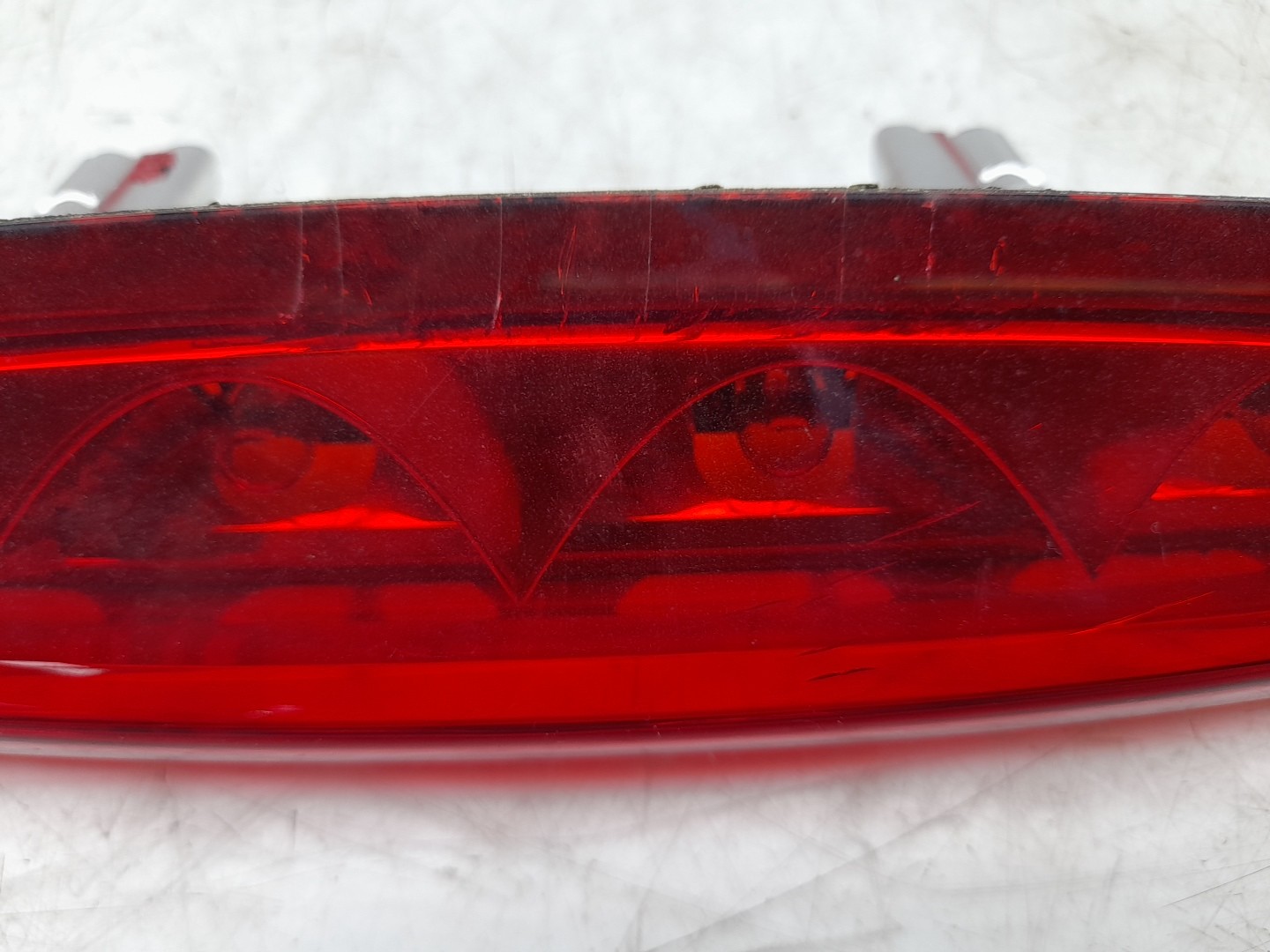 Additional stop light / 3rd stop light PEUGEOT 208 Imagem-3