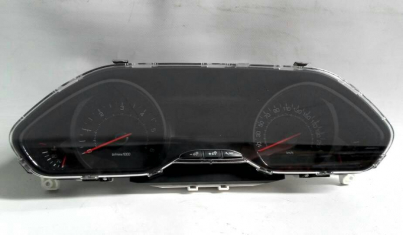 Quadro strumenti / Pannello strumenti PEUGEOT 208 Imagem-1