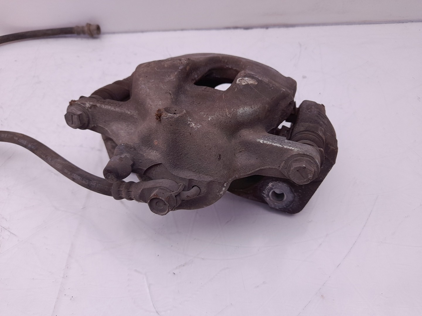 Left front Brake Caliper TOYOTA Auris Hatchback (_E15_) Imagem-1
