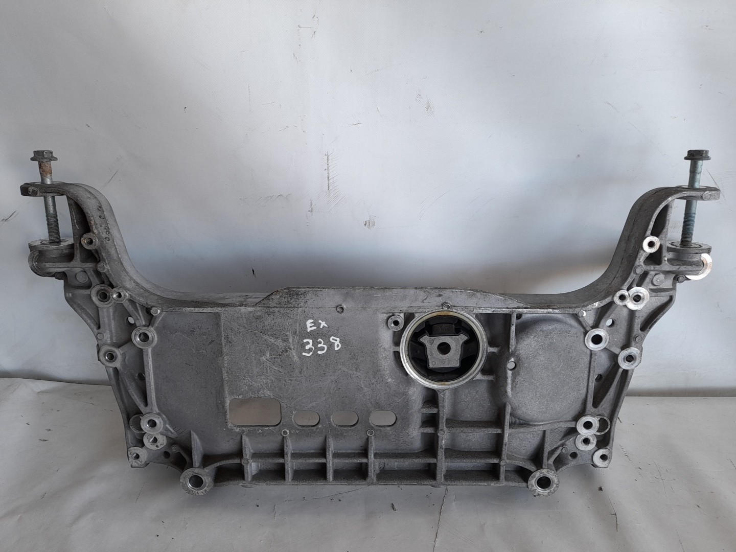 Subchasis delantero VOLKSWAGEN Passat (3C2) Imagem-2
