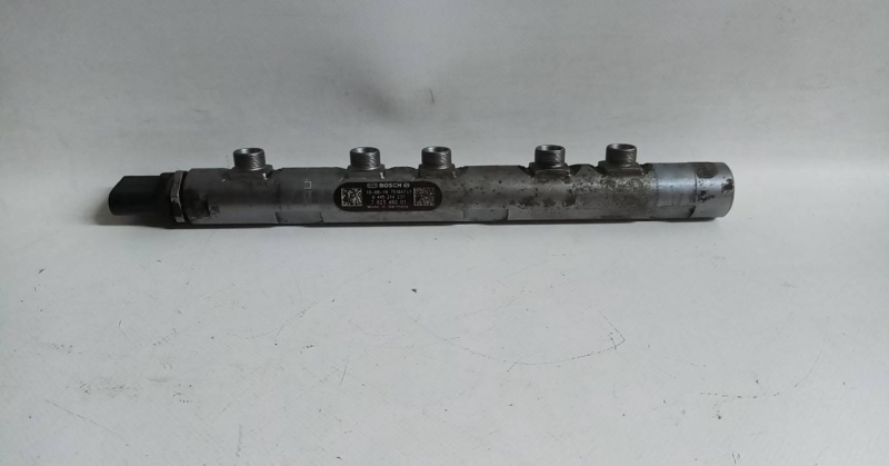 Fuel rail