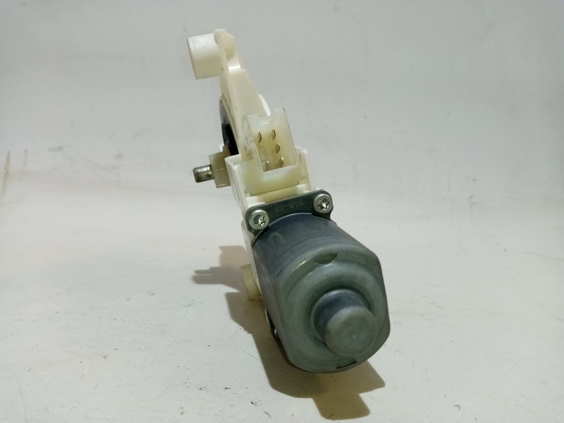 Moteur lève-vitre avant gauche MERCEDES-BENZ Classe A (W176) Imagem-1