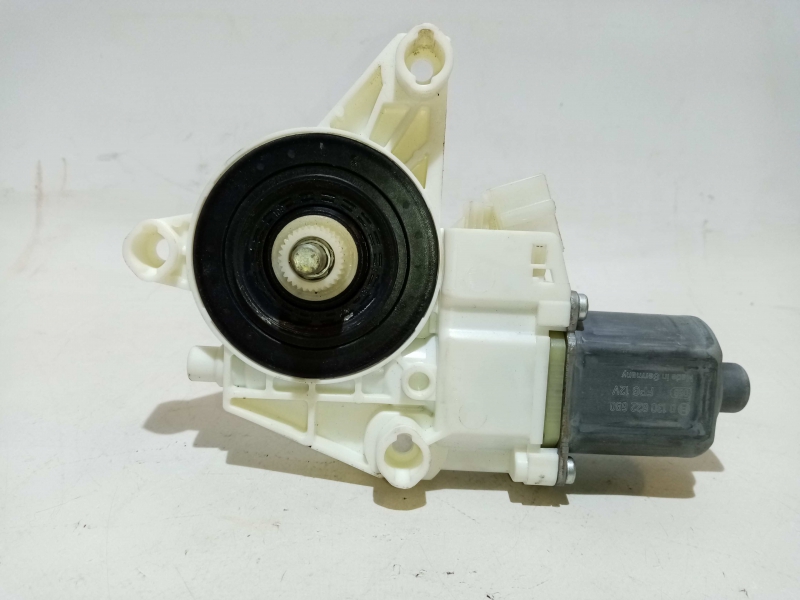 Moteur lève-vitre avant gauche MERCEDES-BENZ Classe A (W176) Imagem-2