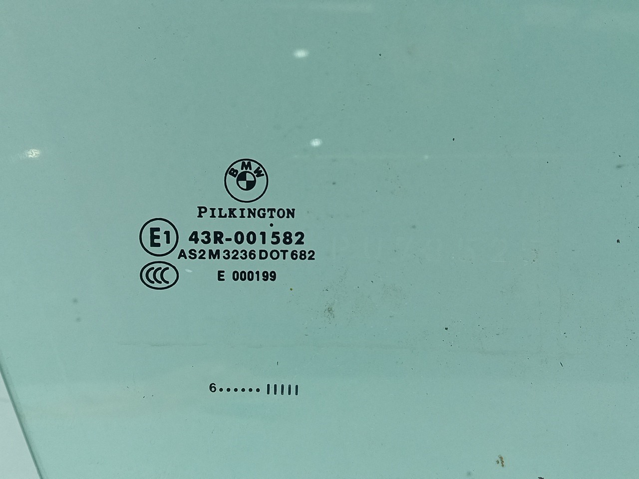 Right front door glass BMW 1 (E87) Imagem-1