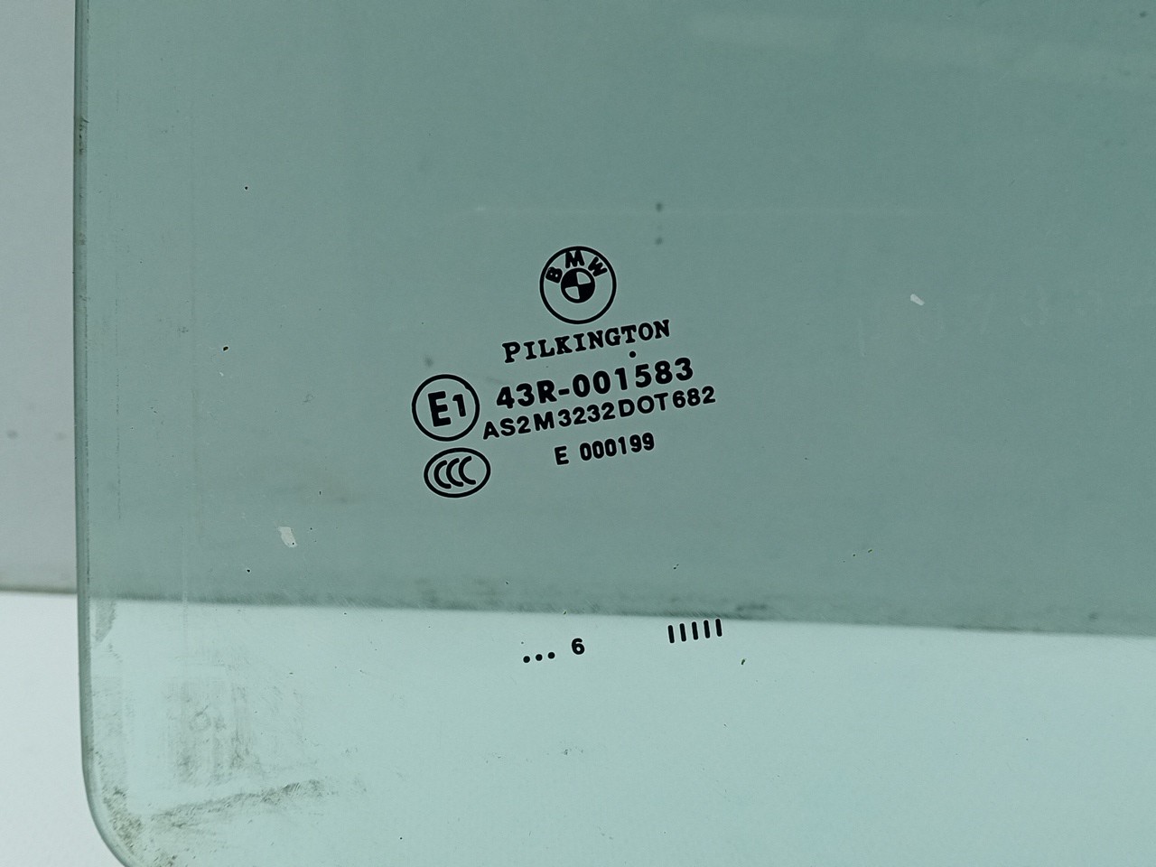 Left rear door glass BMW 1 (E87) Imagem-1