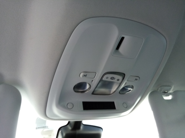 Front seat light PEUGEOT 308 II Imagem-1