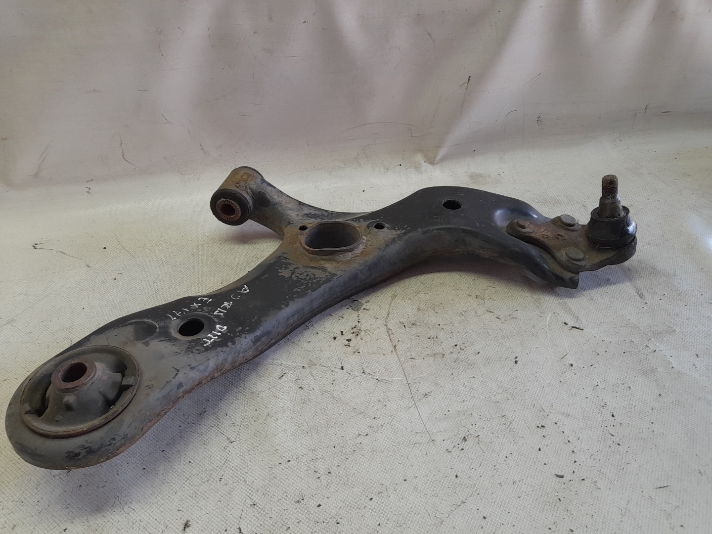 Right front suspension arm