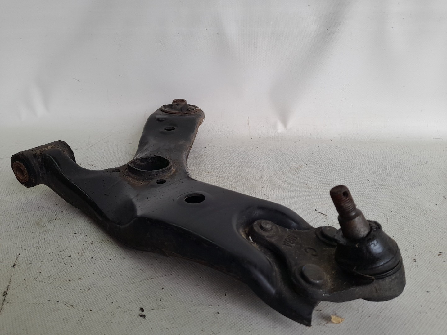 Left front suspension arm