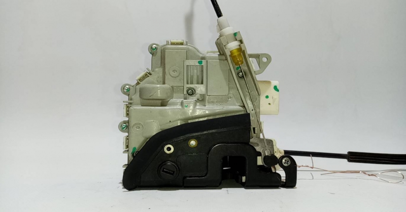 Rear Left Door Lock AUDI A4 Avant (8K5, B8) Imagem-2