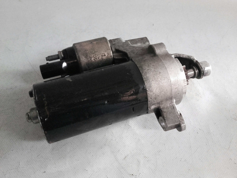 Starter Motor AUDI A4 Avant (8K5, B8) Imagem-1