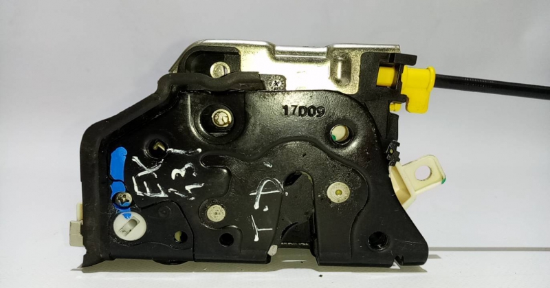 Fechadura / fecho porta trás direito AUDI A4 Avant (8K5, B8) Imagem-3
