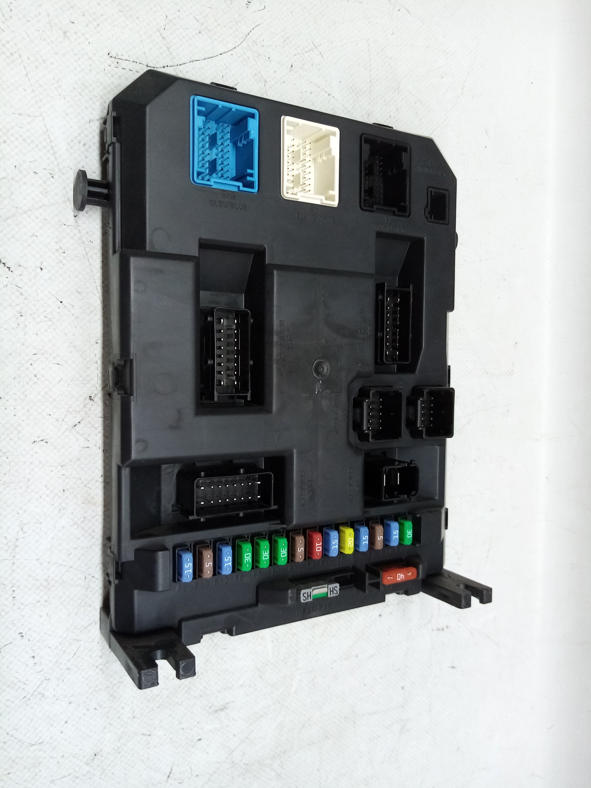 Fuse box / SAM / BSI