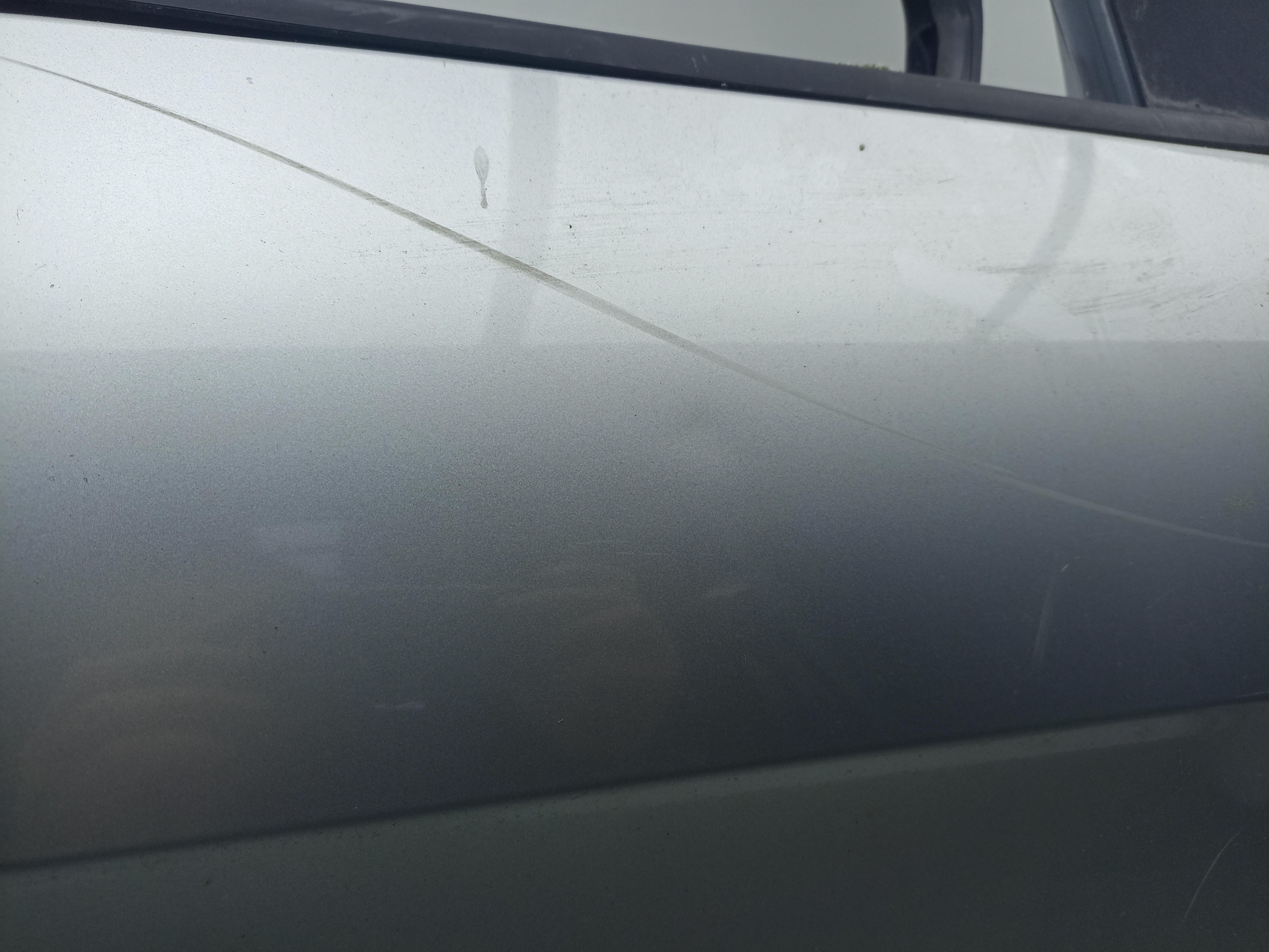 Right rear door PEUGEOT 308 SW Imagem-1