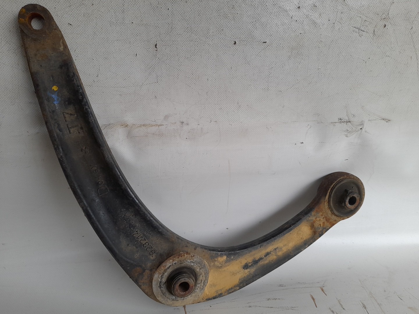 Right front suspension arm PEUGEOT 308 SW Imagem-1