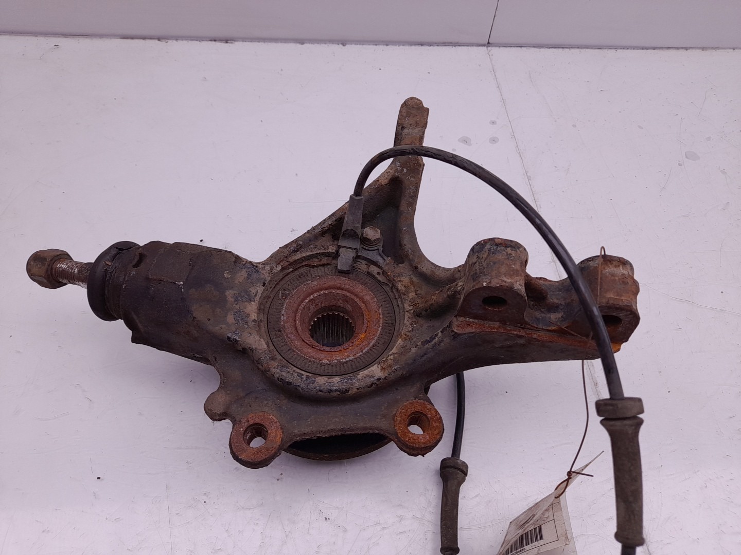 Left front steering knuckle PEUGEOT 308 SW Imagem-1
