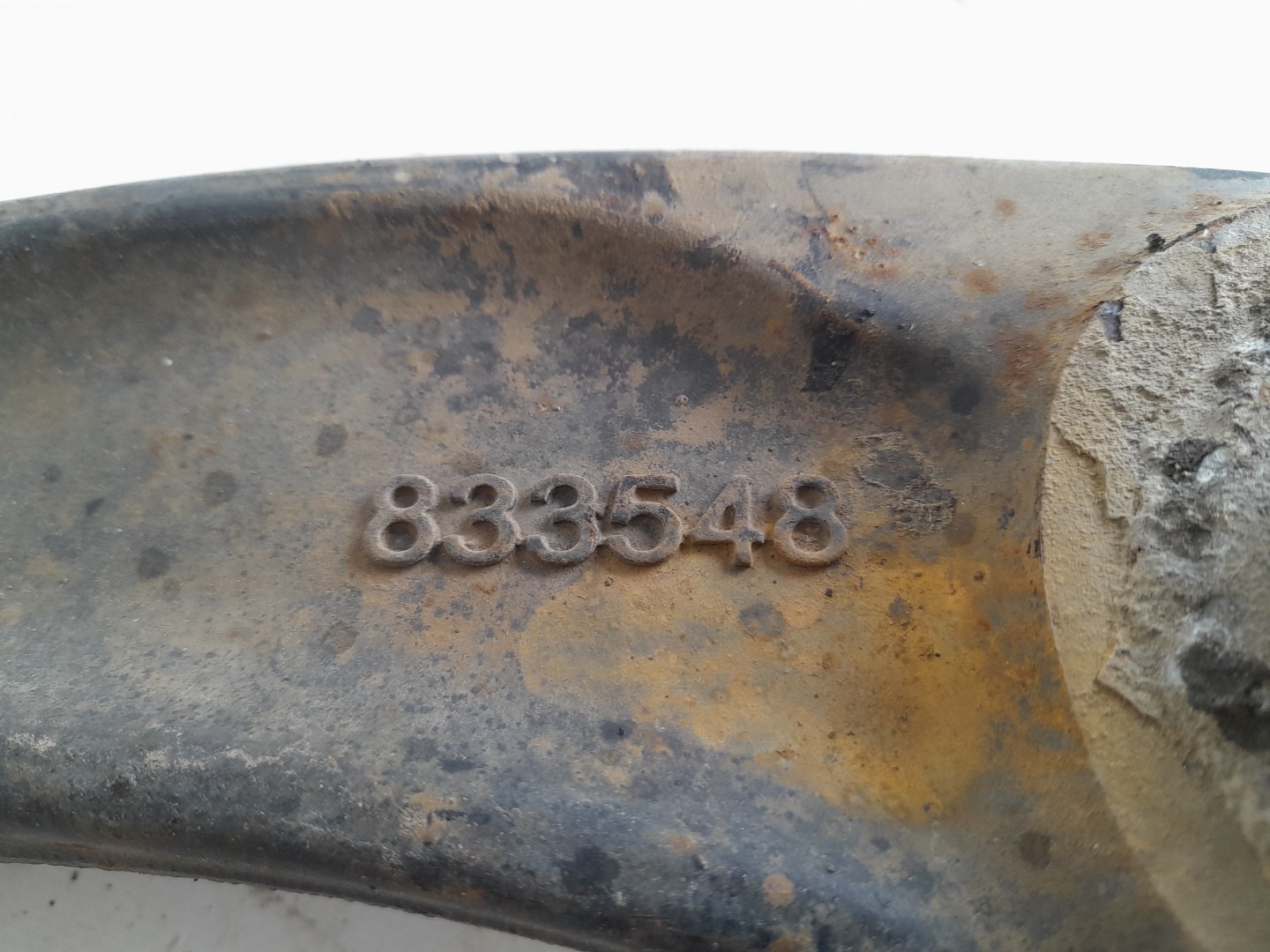 Left front suspension arm PEUGEOT 308 SW Imagem-1