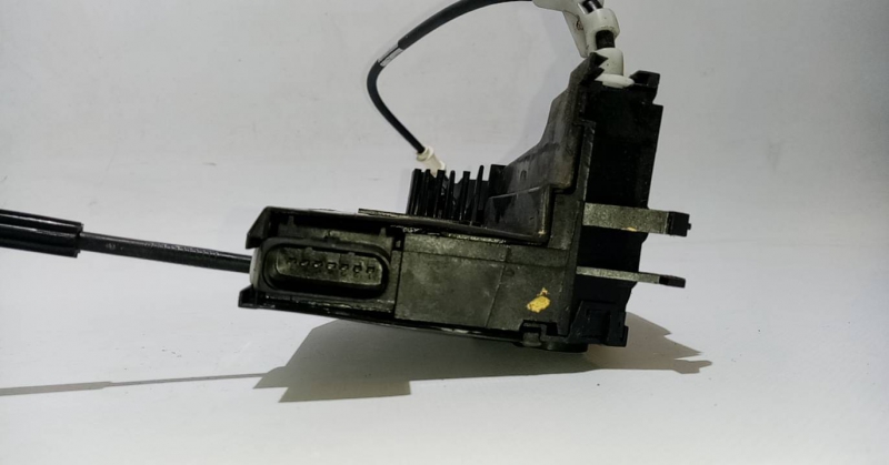 Front Left Door Lock PEUGEOT 308 SW II Imagem-2